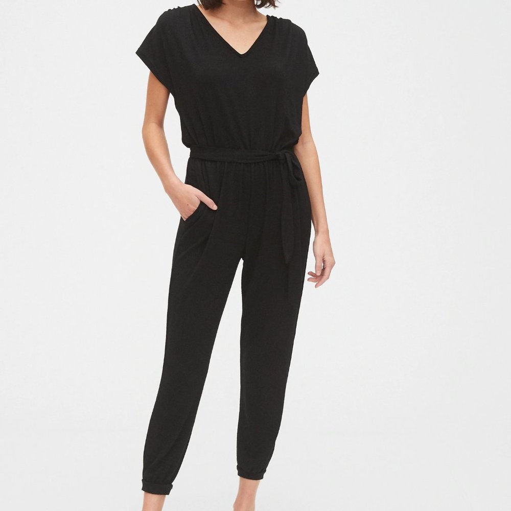 Black Gap jumpsuit romper